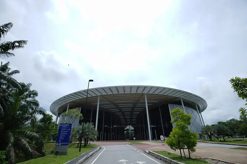 برنامج مساعد الدراسات العليا في جامعة بتروناس للتكنولوجيا (UTP)
